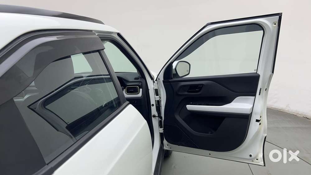 Tata Punch Accomplished Dazzle Sunroof Cng, 2024, Cng & Hybrids