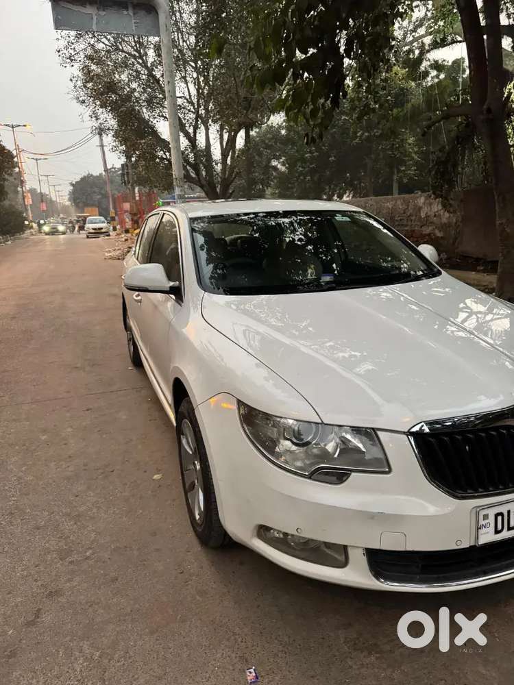 Skoda Superb 2012 Petrol Well Maintained