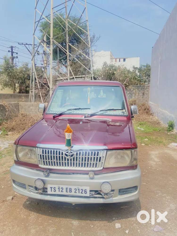 Toyota Qualis 2004 Diesel Well Maintained