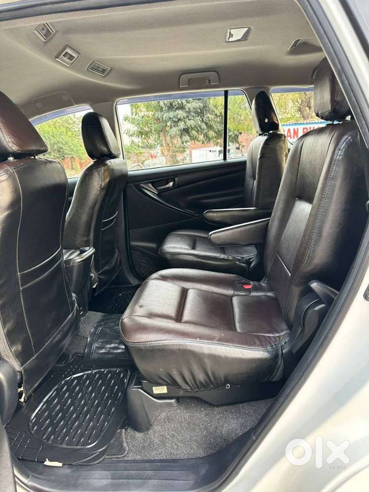 Toyota Innova Crysta 2.4 Gx Limited Edition At 7 Str, 2021, Diesel