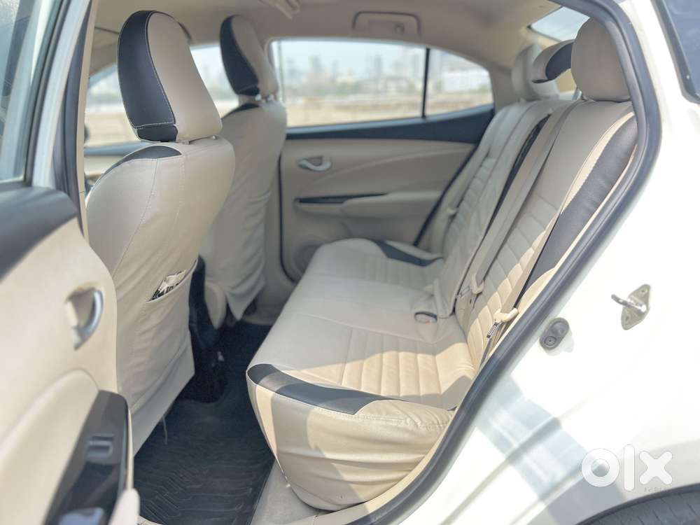 Toyota Yaris Ativ G Cvt, 2018, Petrol