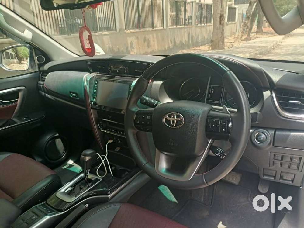 Toyota Fortuner Legender 4x2 At 2.8, 2023, Diesel