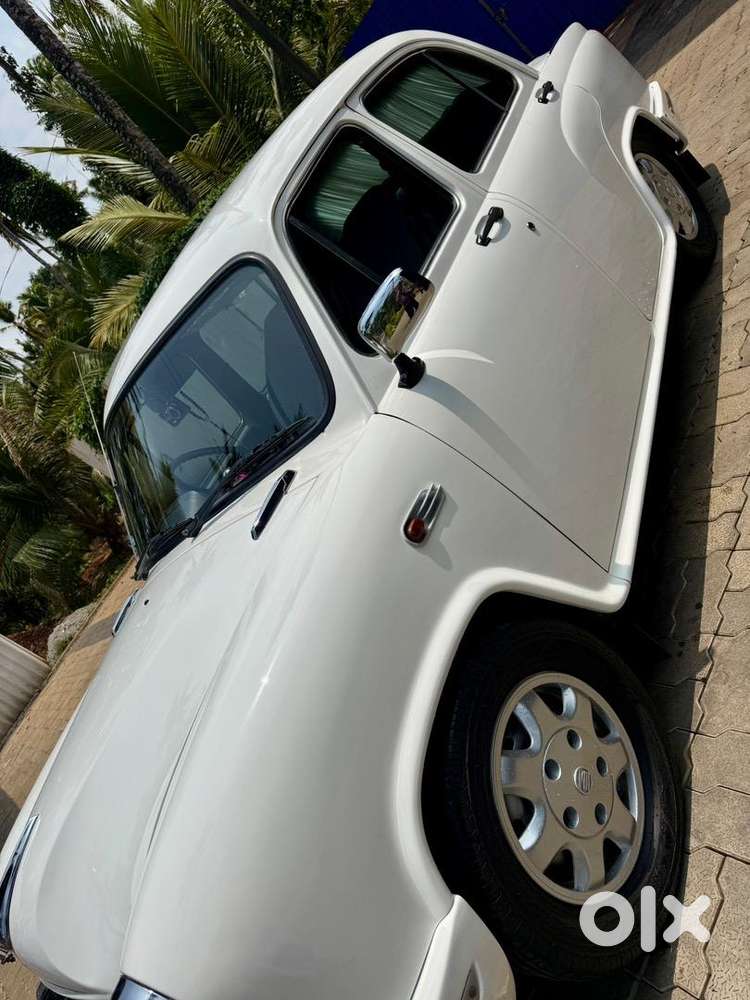 Ambassador Ambassador 2011 Diesel 56000 Km Driven