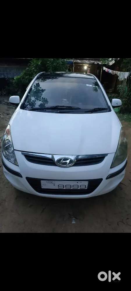 Hyundai I20 Magna Petrol 2010