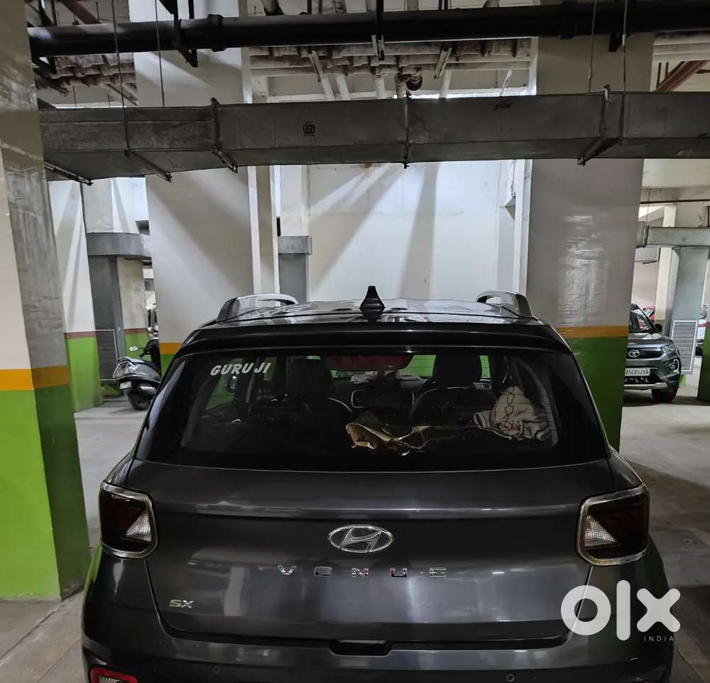 Hyundai Venue Nov, 2021 Diesel Manual