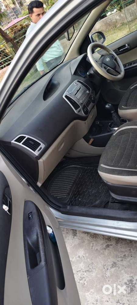 Hyundai I20 Sportz 1.2 Bs-iv, 2011, Petrol