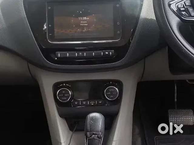 Tata Tiago Xza, 2019, Petrol