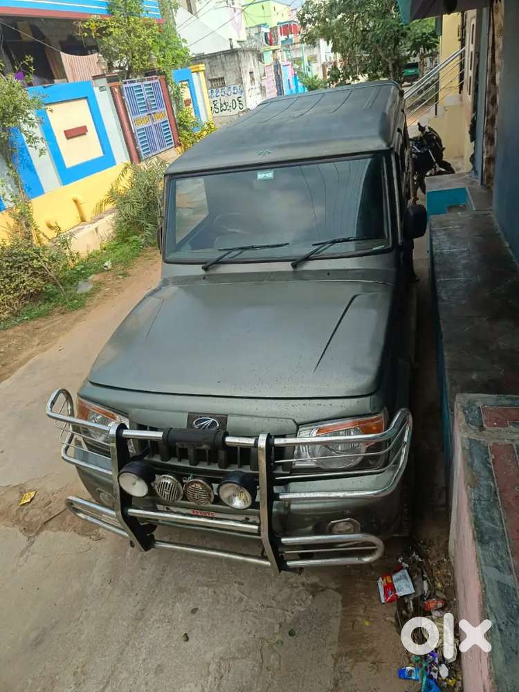 Mahindra Bolero Neo Plus 2012