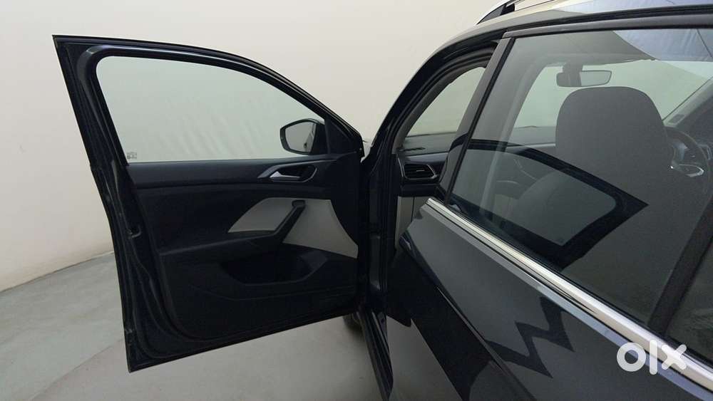Volkswagen Taigun Topline 1.0 Tsi At (electric Seats), 2022, Petrol