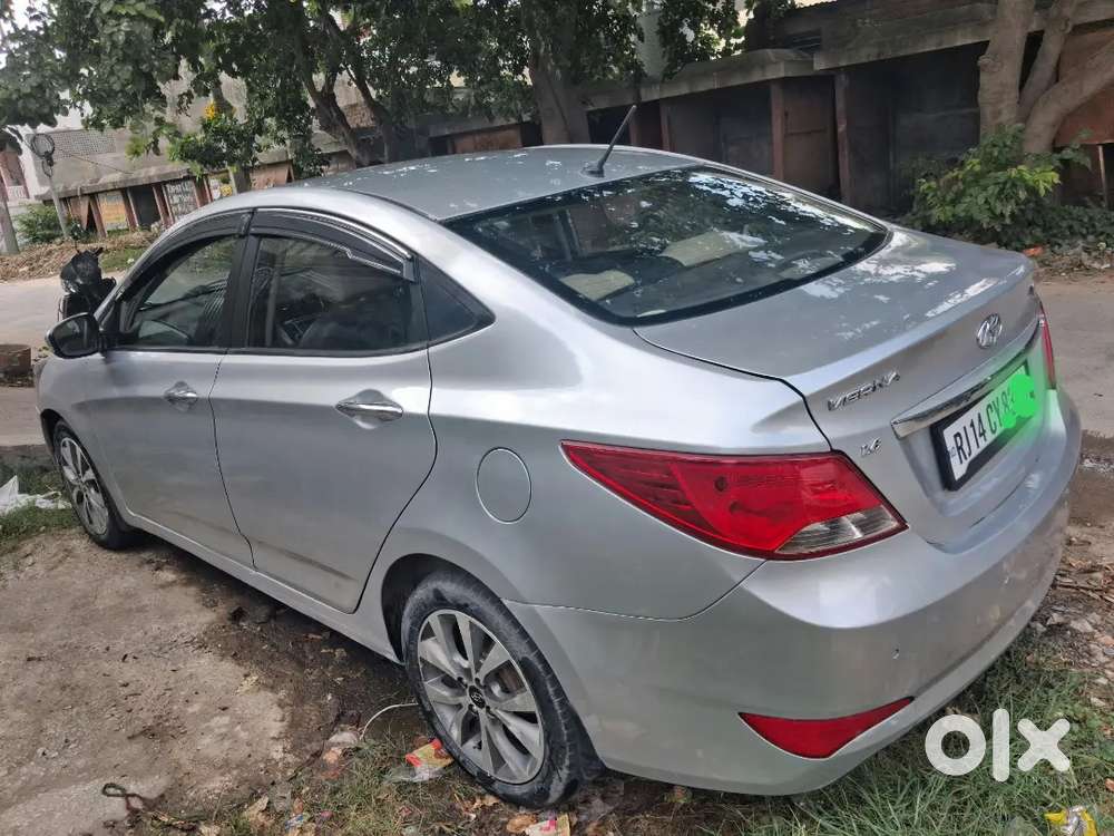 Hyundai Verna Crdi Sx 2015