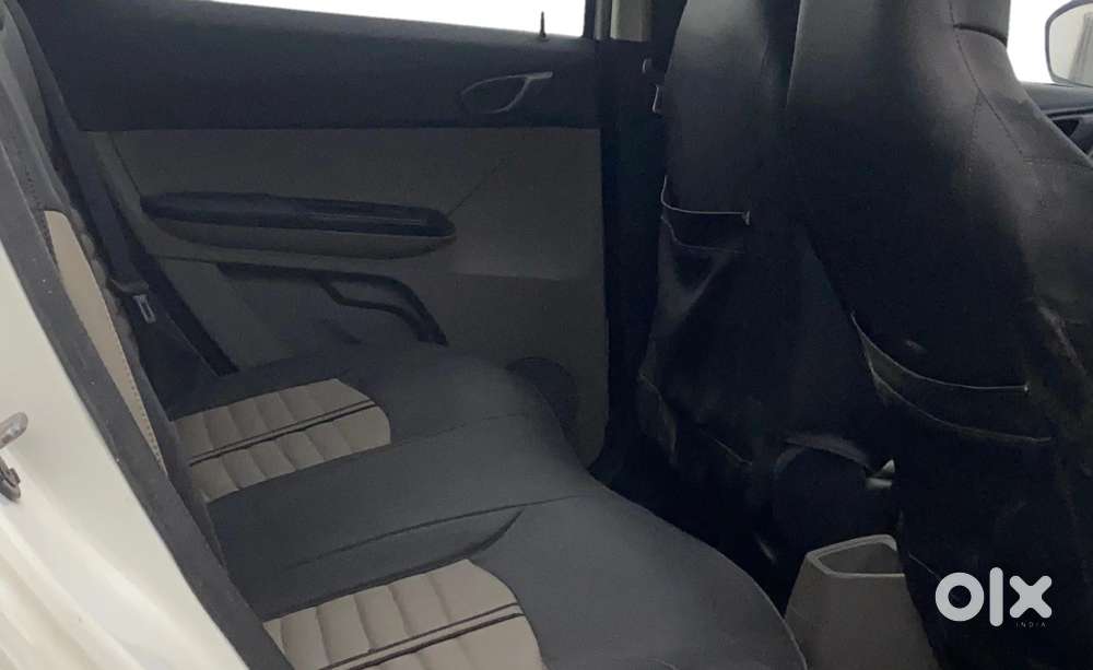 Tata Tiago 1.2 Revotron Xt, 2016, Petrol