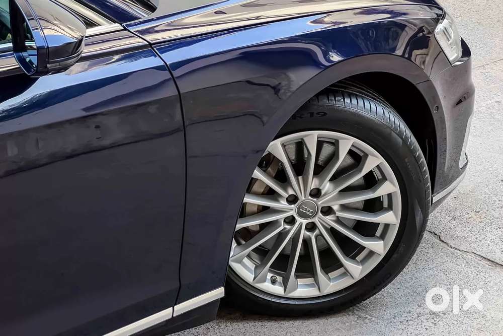 Audi A8 L, 2020, Petrol