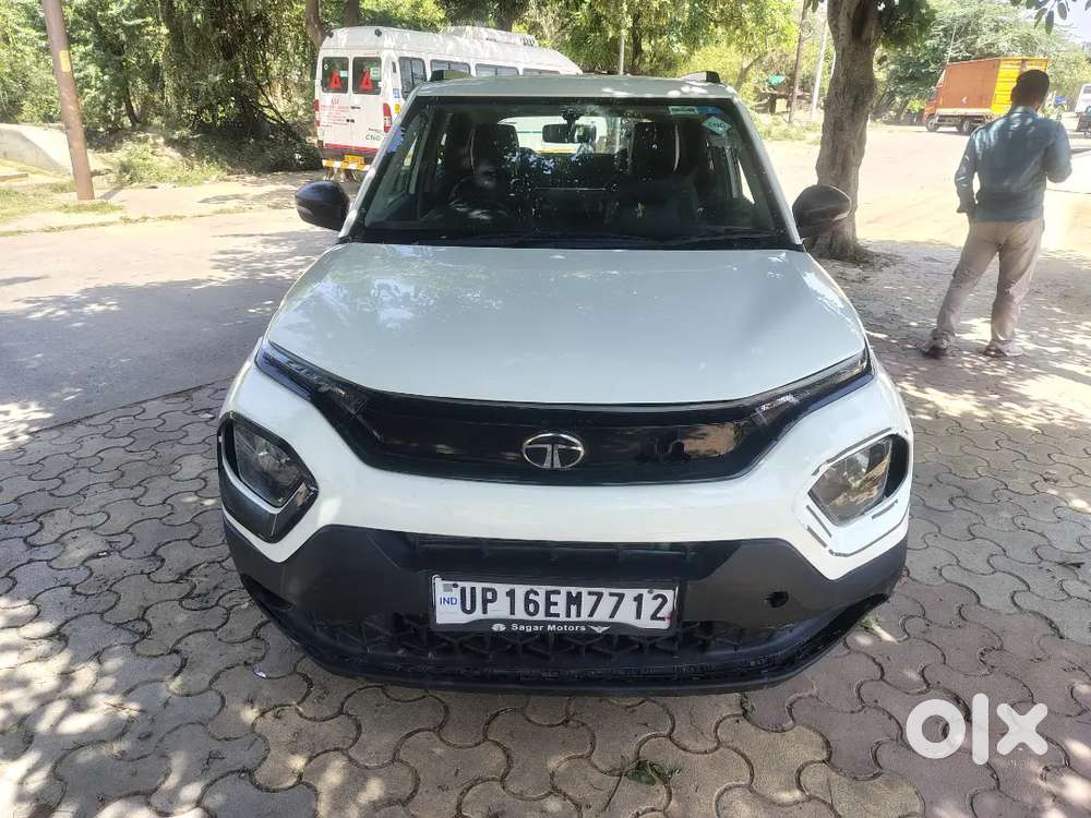 New Comersel Car Lani H