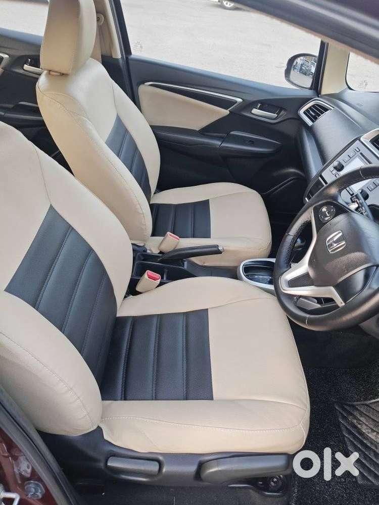 Honda Jazz V Automatic, 2015, Petrol