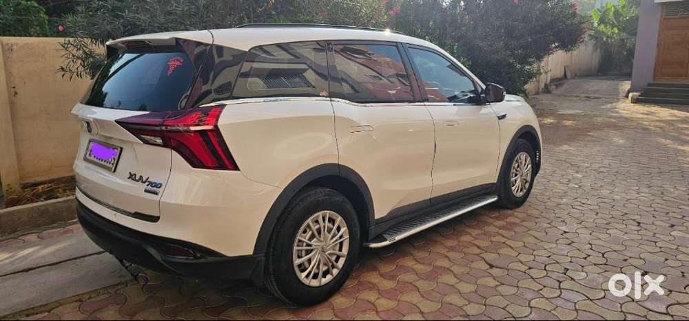 Mahindra Xuv 700 2.0 L Turbo Petrol Mx  5 Seater  Variant For Sale