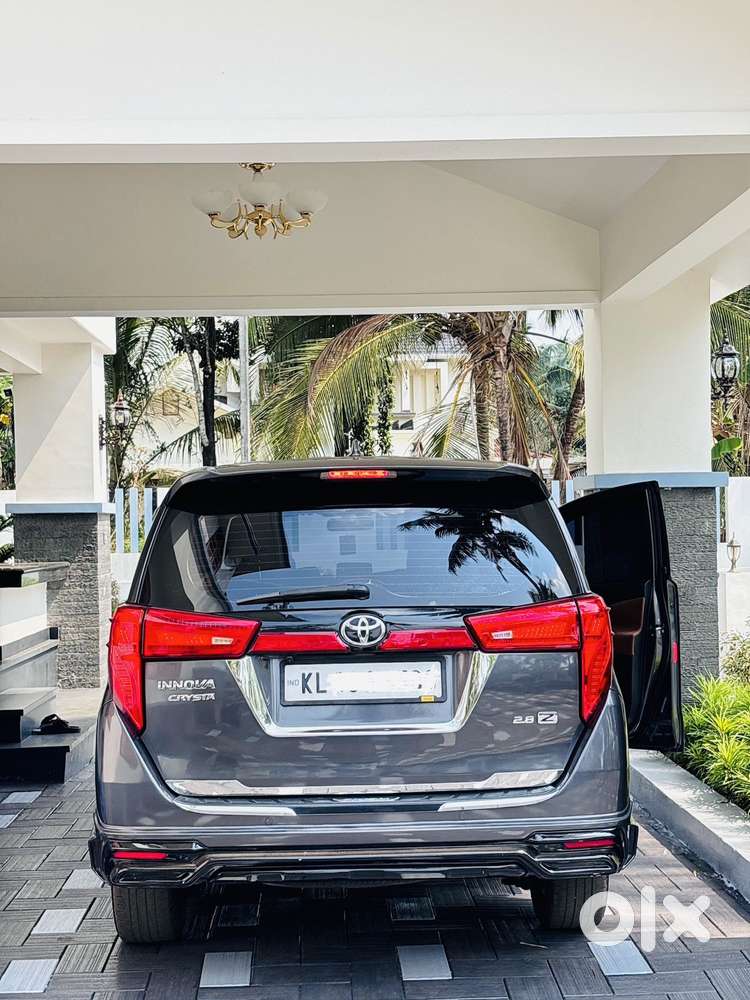 Toyota Innova Crysta 2.8 Z, 2016, Diesel