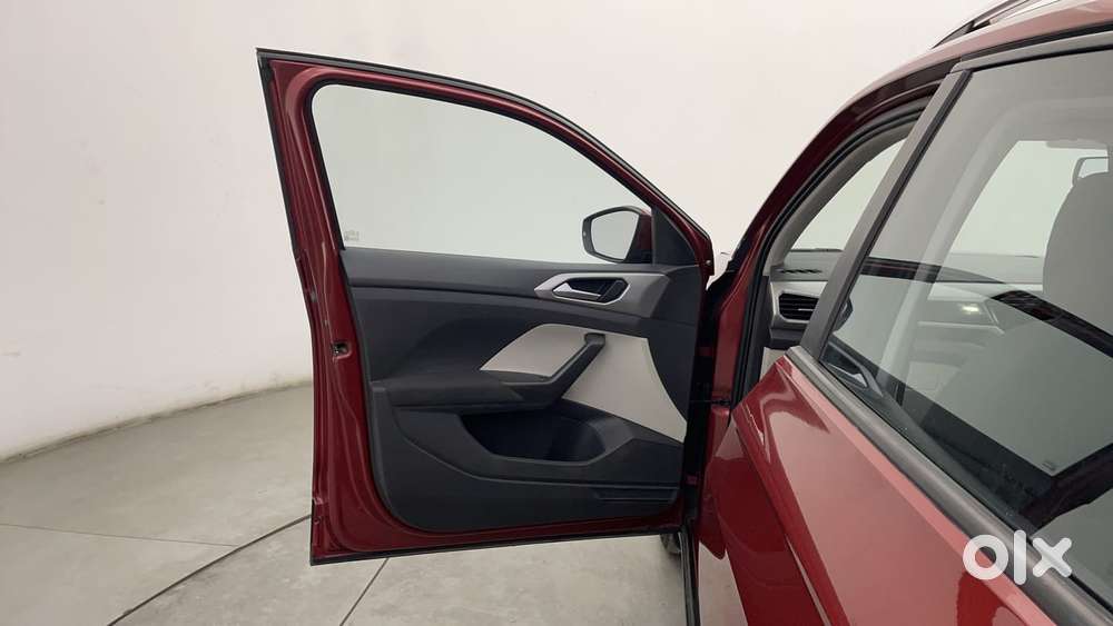 Volkswagen Taigun 1.0 Tsi Highline At, 2022, Petrol