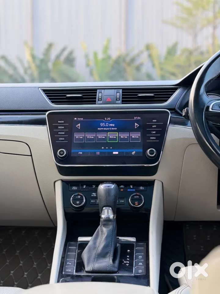 Skoda Superb 2.0 L&k Tsi At, 2020, Petrol