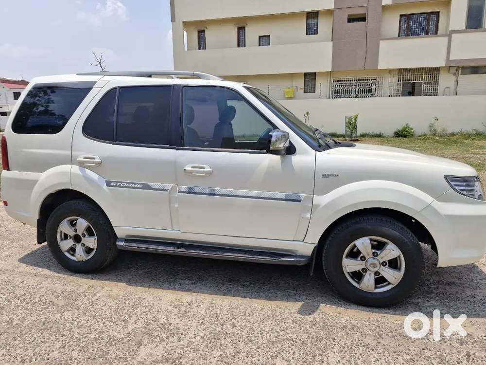 Tata Safari Storme 2016 Diesel Well Maintained