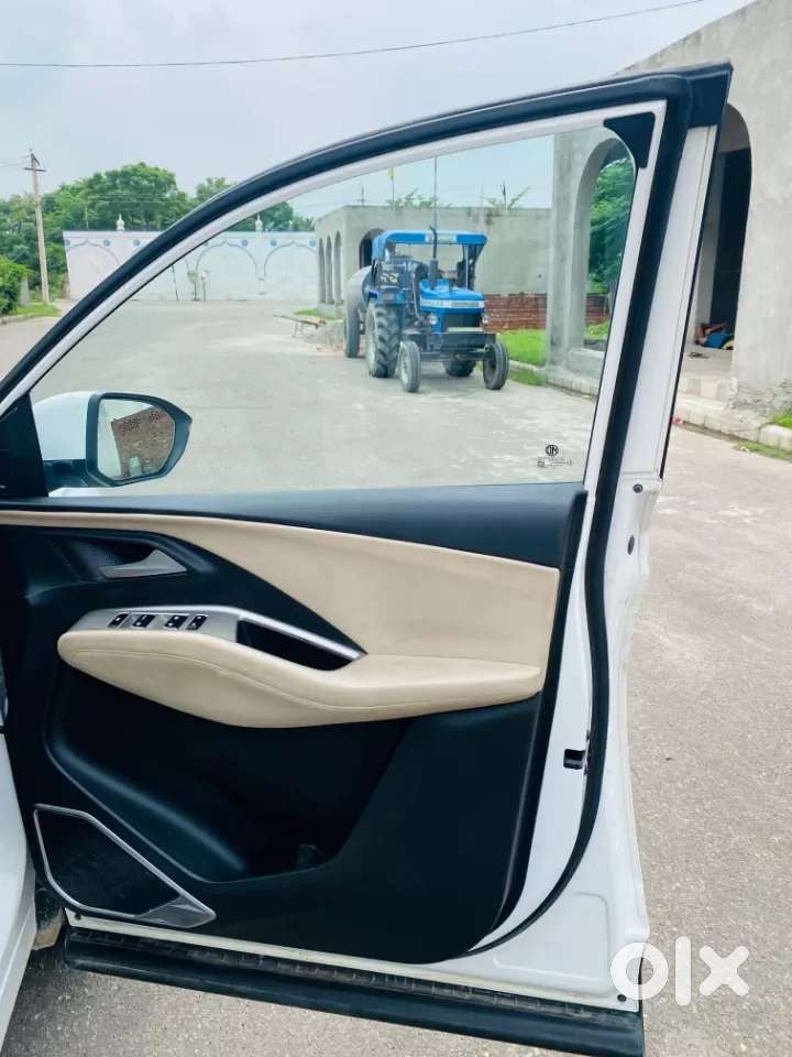Mg Hector Sharp At, 2023, Petrol