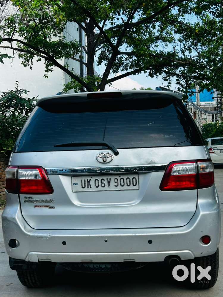 Toyota Fortuner Diesel 2011