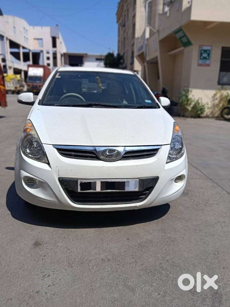 Hyundai I20 Sportz 1.2 Bs-iv, 2010, Petrol