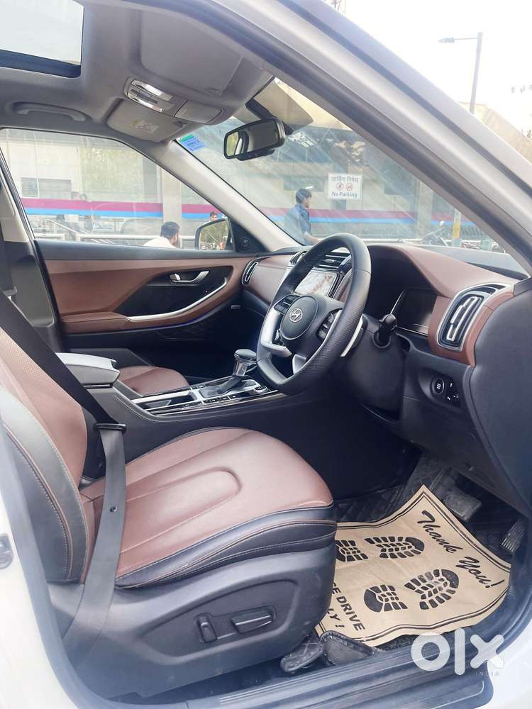 Hyundai Alcazar 1.5 Tdct Signature (o) 7s Petrol, 2023, Petrol