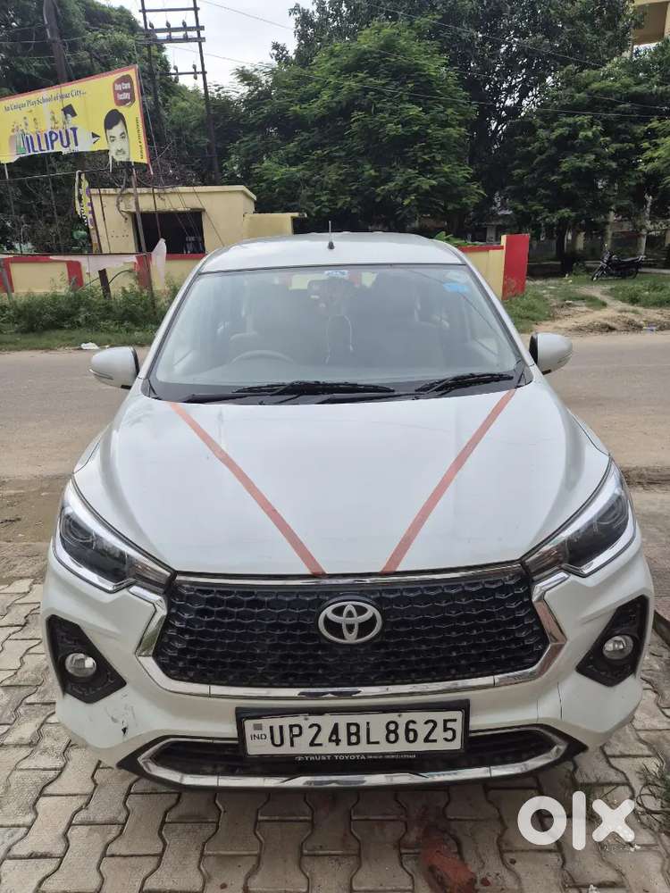 Toyota Rumion S Cng 2025