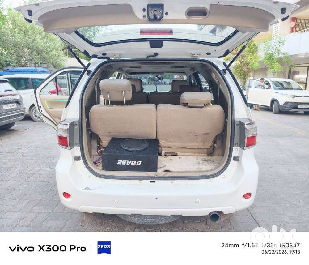 Toyota Fortuner 3.0 4x4 Manual, 2011, Diesel