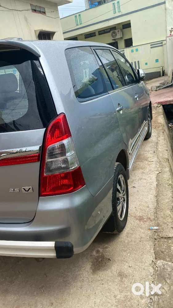 Toyota Innova 2.5 Vx 2015