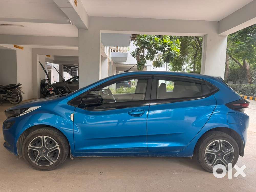 Tata Altroz Petrol Manual 2022