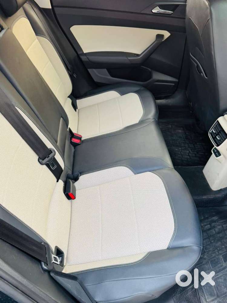 Skoda Slavia Style 1.0l Tsi Mt, 2022, Petrol