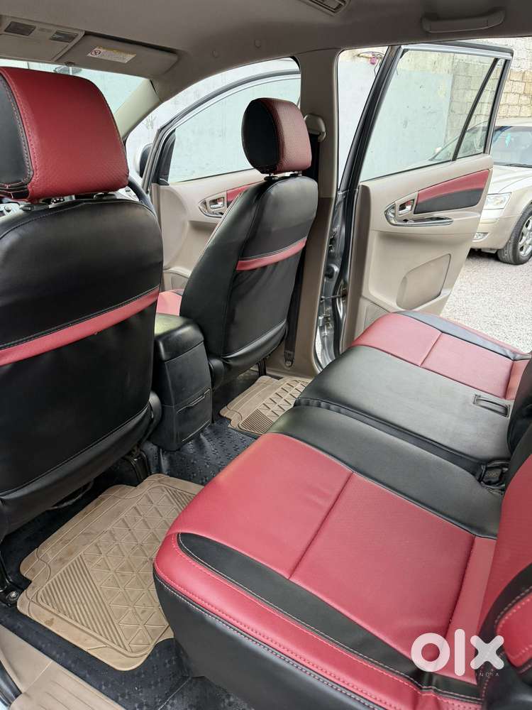 Toyota Innova 2.5 Vx 8 Str, 2015, Diesel