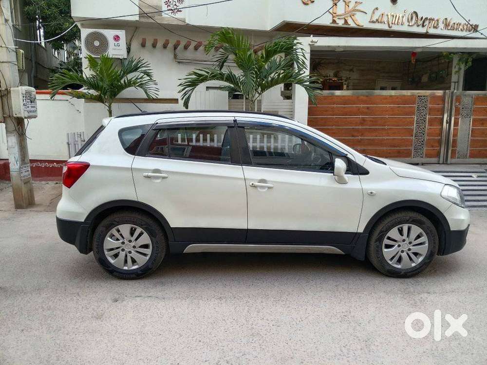 Maruti Suzuki S-cross Ddis 200 Zeta, 2015, Diesel