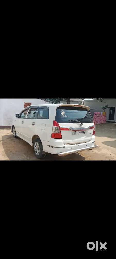 Toyota Innova 2.5 G 2015