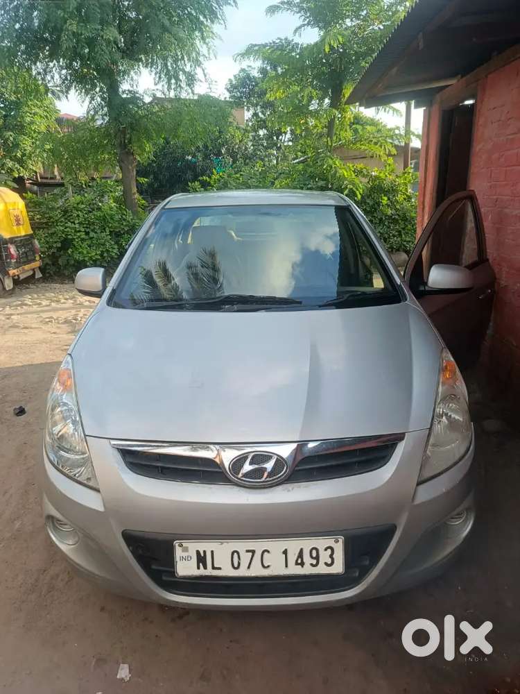 Hyundai I20 Magna 2010 Car