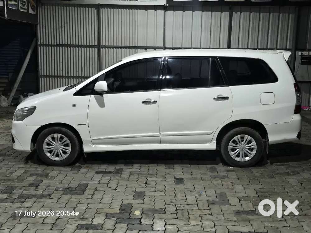 2013 Model Toyota Innova 2.5 G4 Diesel Manual Intercooler Varient