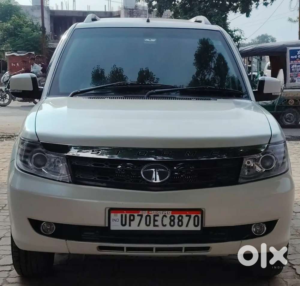 Tata Safari Storme 2017
