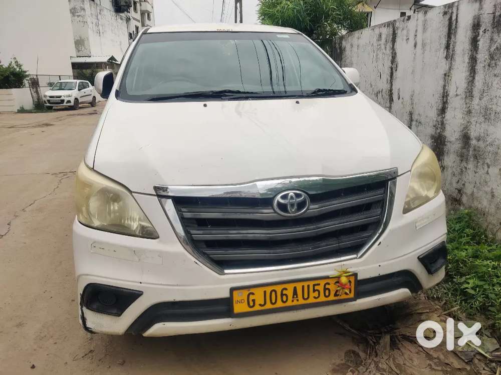 Toyota Innova Diesel 2.5 Ms 2014