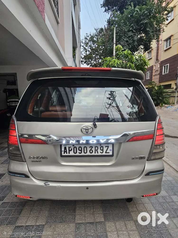 Toyota Innova 2.5 G Bsiii Diesel  Family Maintained  Negotiable
