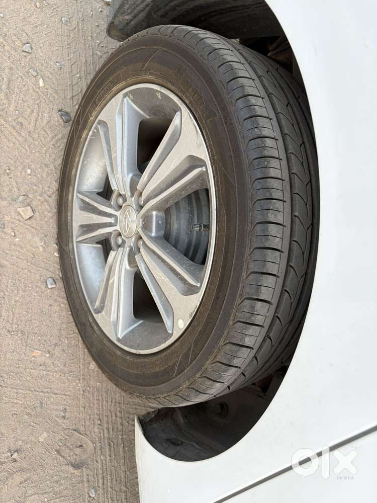 Hyundai Verna [2015-2017] Fluidic 4s 1.6 Vtvt Sx (o), 2017, Petrol