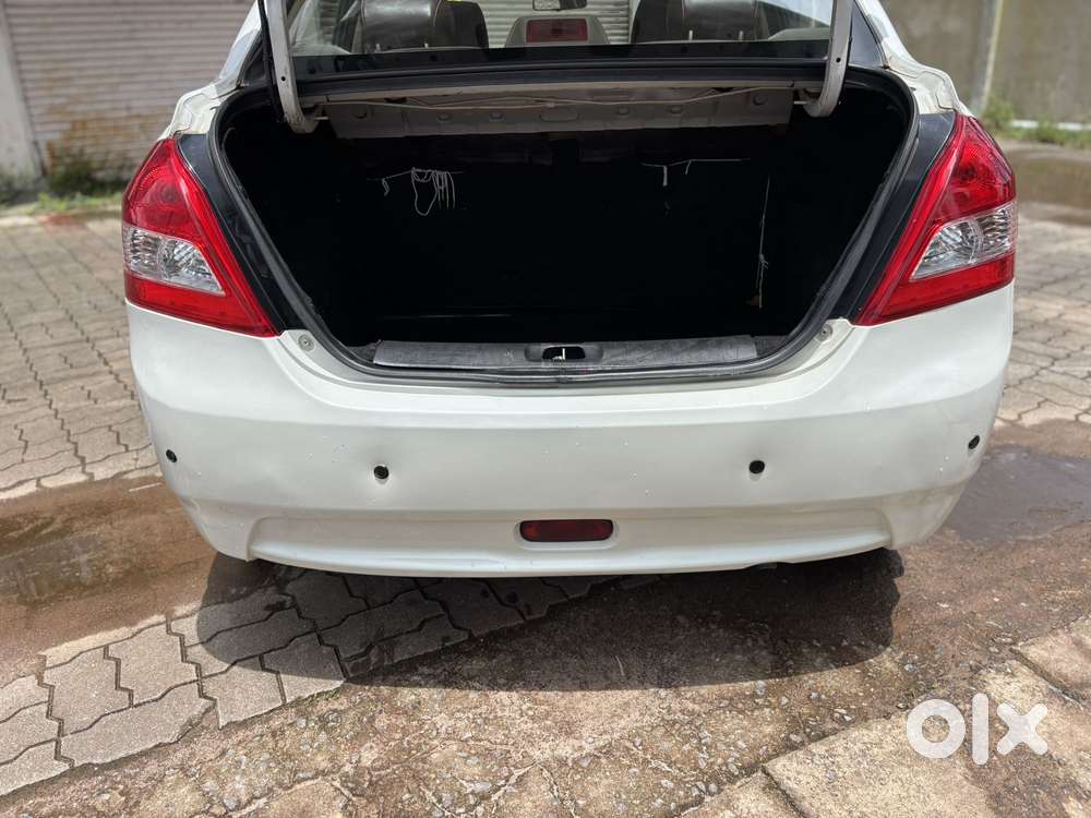 Maruti Suzuki Swift Dzire Vdi Bsiv, 2015, Diesel