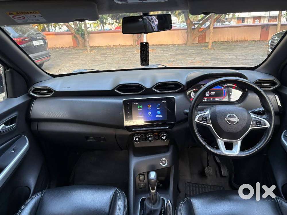Nissan Magnite 1.0 Xv Premium Turbo Cvt (0), Top Variant