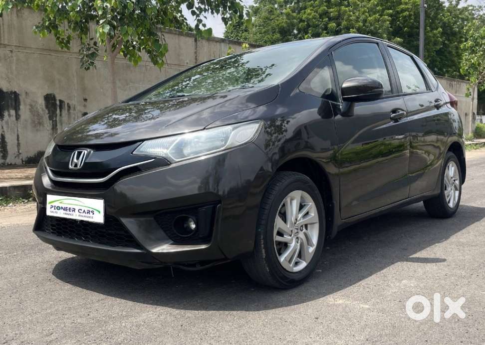 Honda Jazz V Automatic, 2016, Petrol