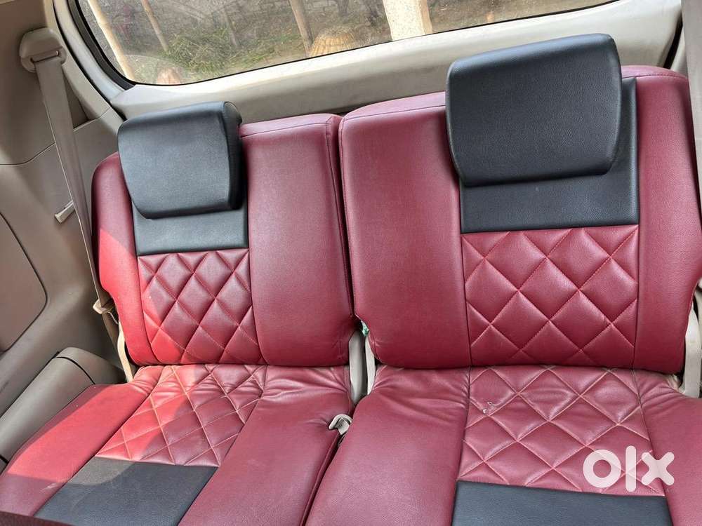 Toyota Innova 2011 Diesel 130456 Km Driven