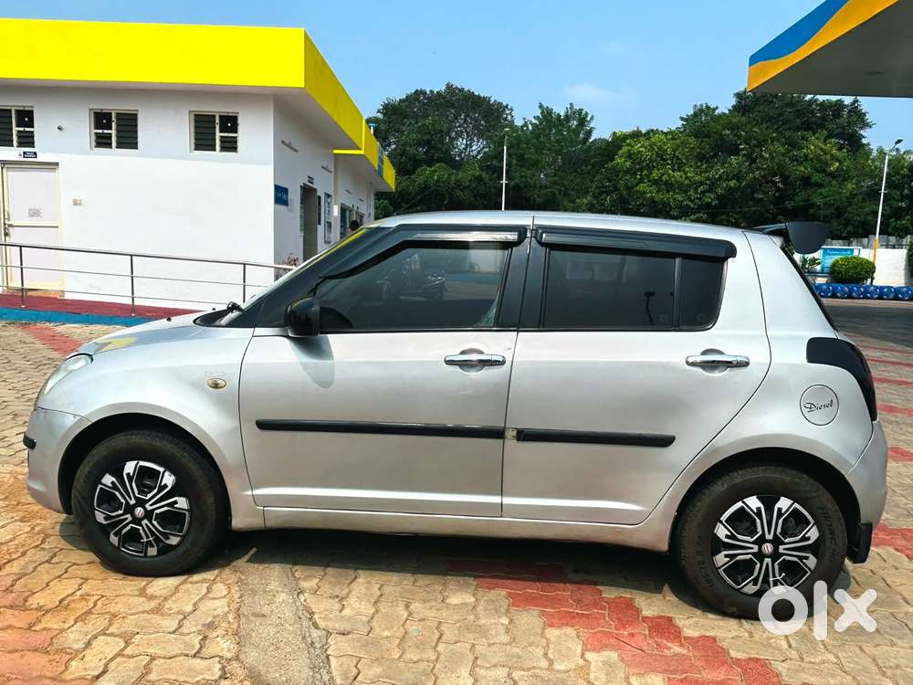 Maruti Suzuki Swift Vdi Bsiv W Abs, 2010, Diesel