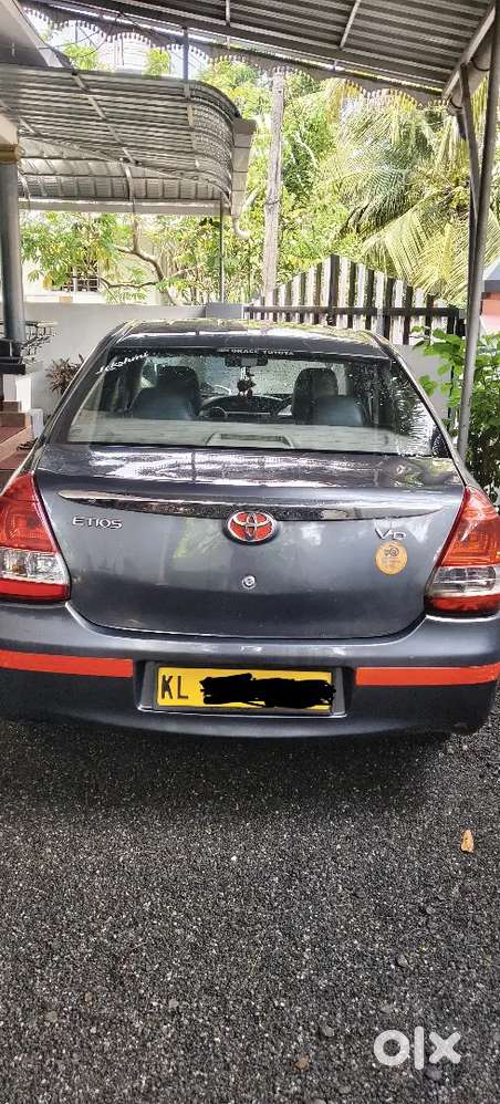 Toyota Etios 2014 Diesel 250000 Km Driven