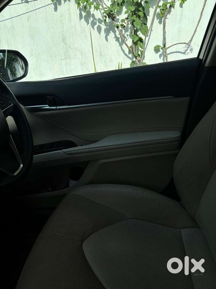 Toyota Camry 2.5 Hybrid, 2024, Petrol