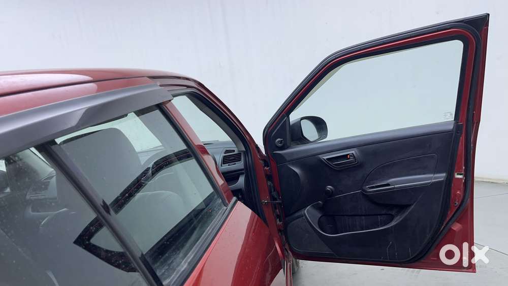 Maruti Suzuki Swift Lxi 2018, 2011, Petrol
