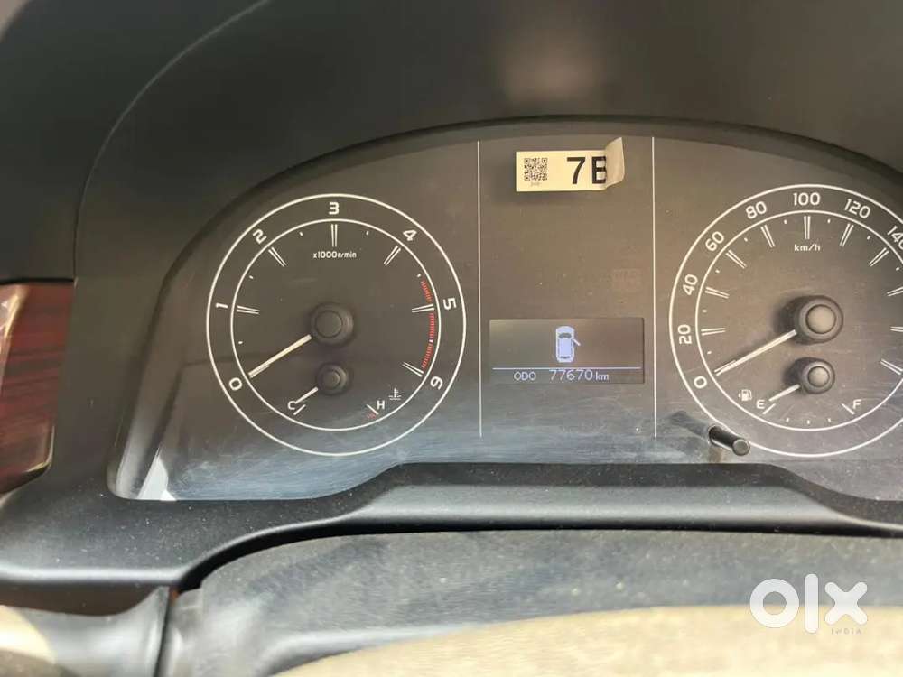 Toyota Innova Crysta 2.4g 8 Seater Lifetime Tax Paid Car